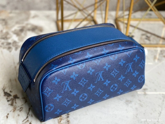 AAA Replica Ru TOILET KIT POUCH VUITTON DOPP LOUIS 0725